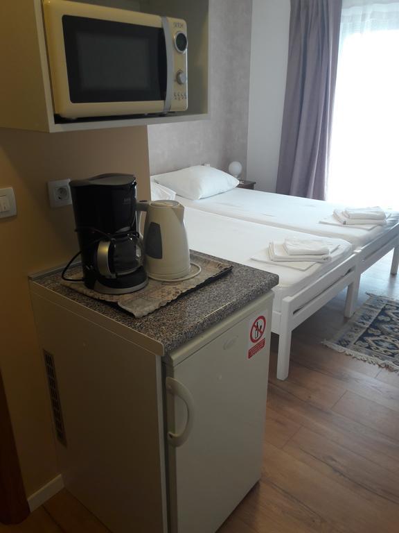 Roza Guest House Сень Экстерьер фото