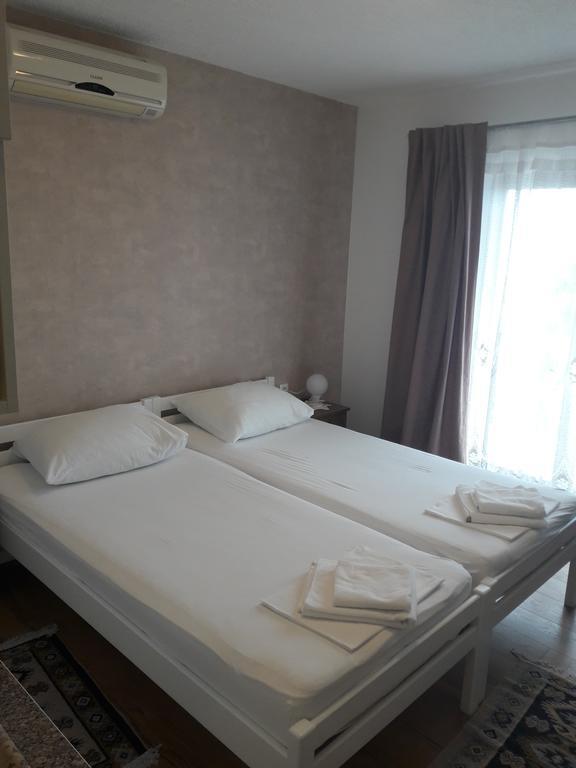 Roza Guest House Сень Экстерьер фото