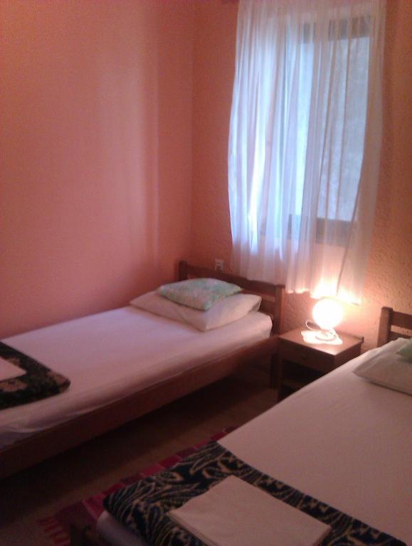 Roza Guest House Сень Номер фото